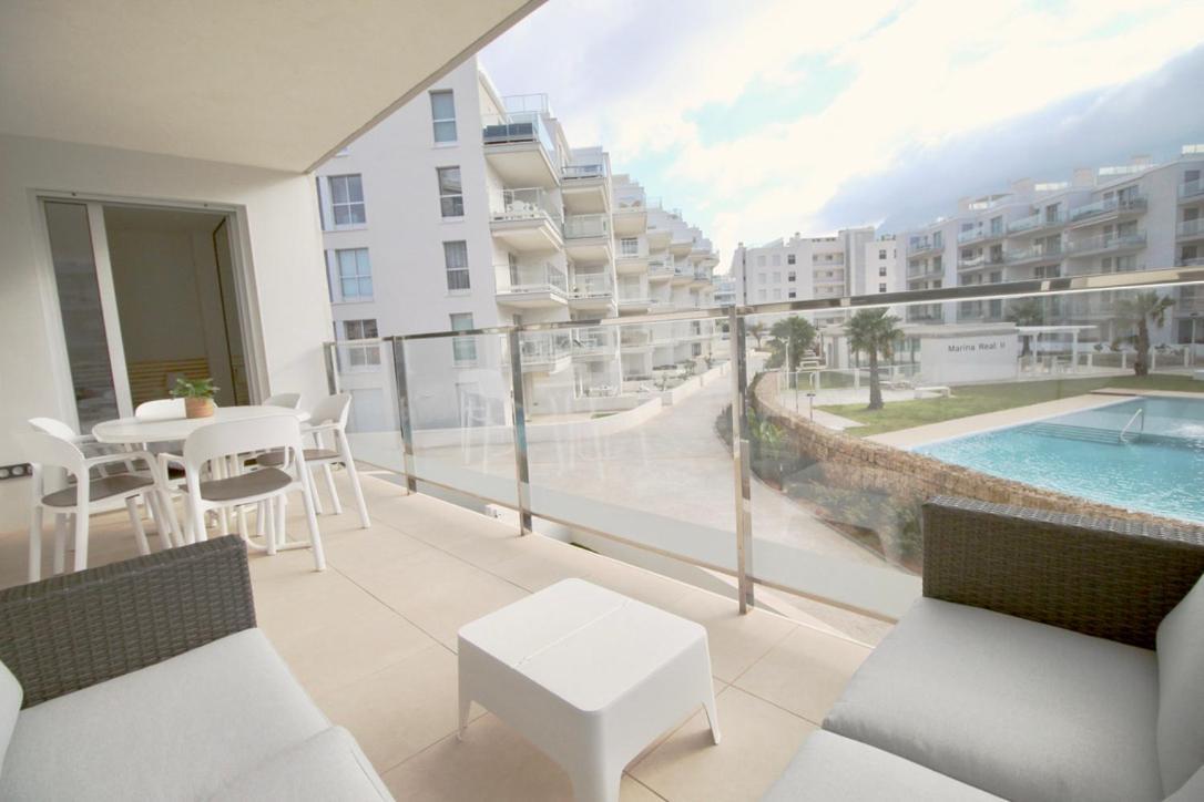 Marina Real 83 By Homeprive Dénia Extérieur photo
